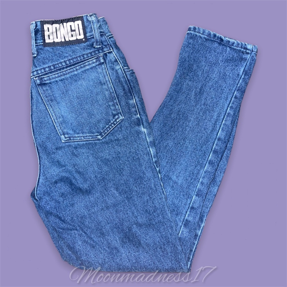 Rare early 90’s vintage indigo BONGO jeans.💞